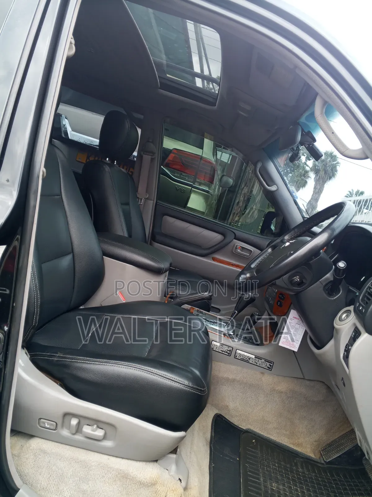 Toyota Land Cruiser 2004 Black