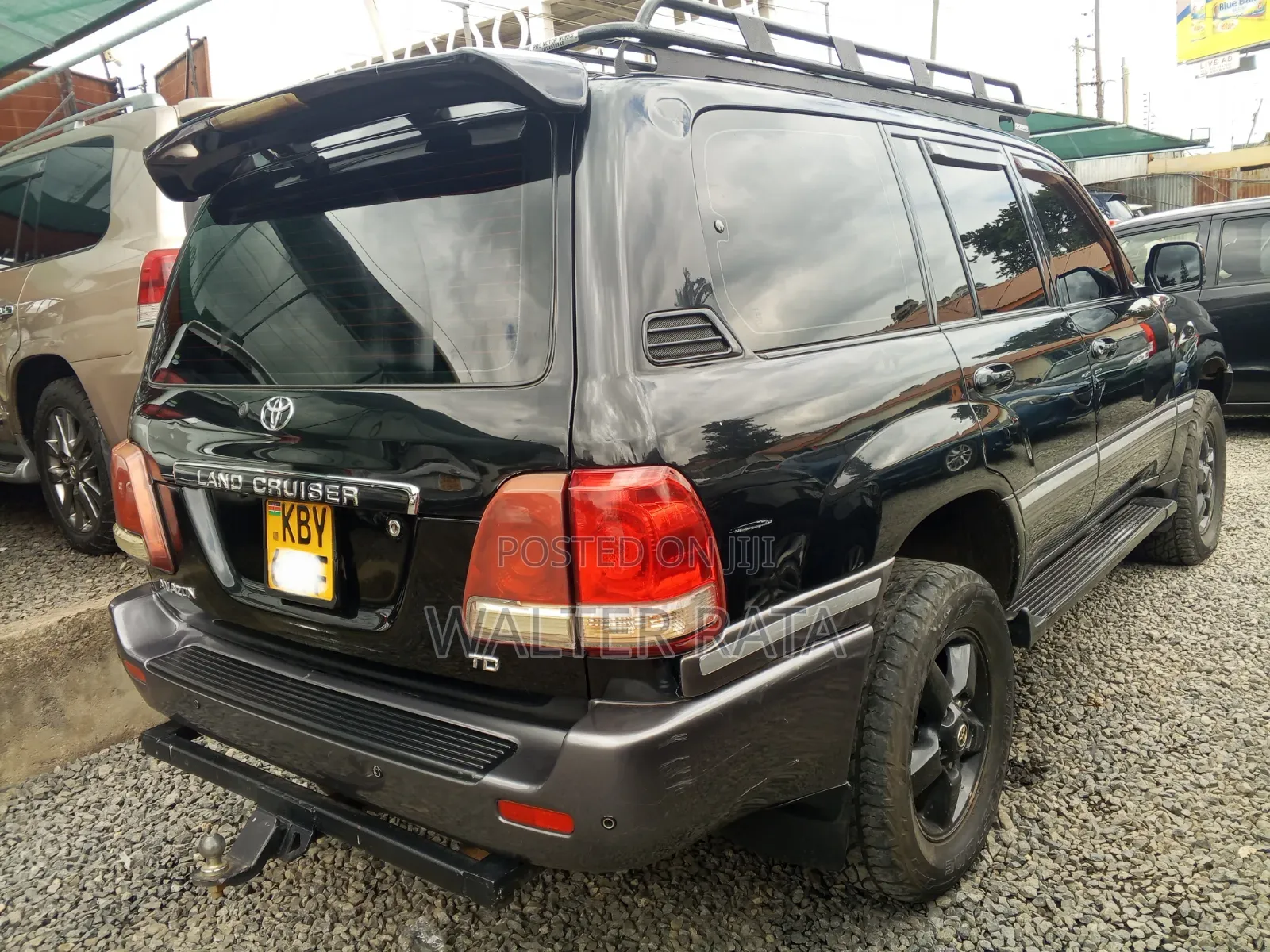 Toyota Land Cruiser 2004 Black