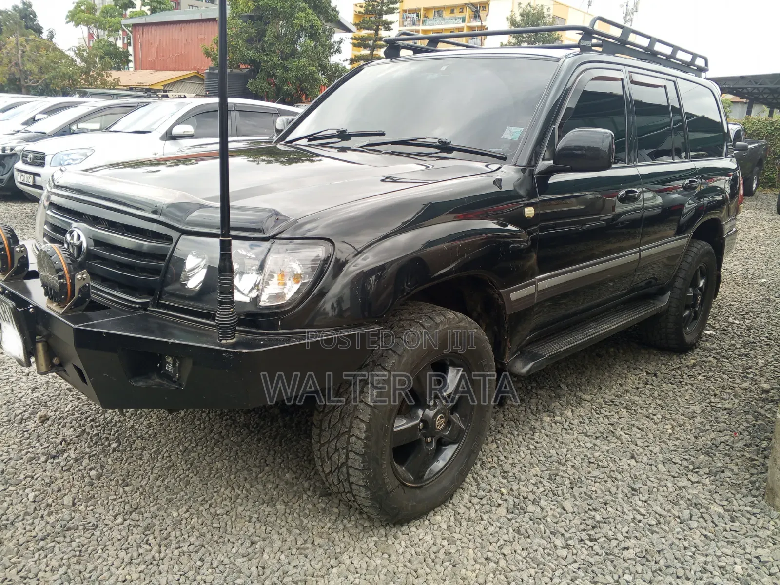 Toyota Land Cruiser 2004 Black