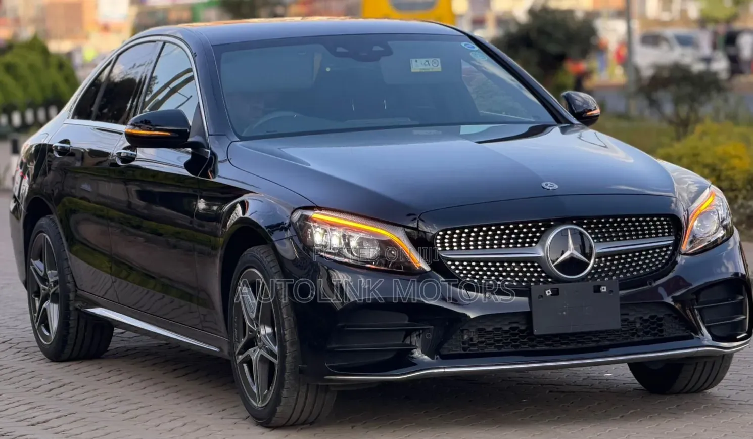 Mercedes-Benz C200 2019 Black