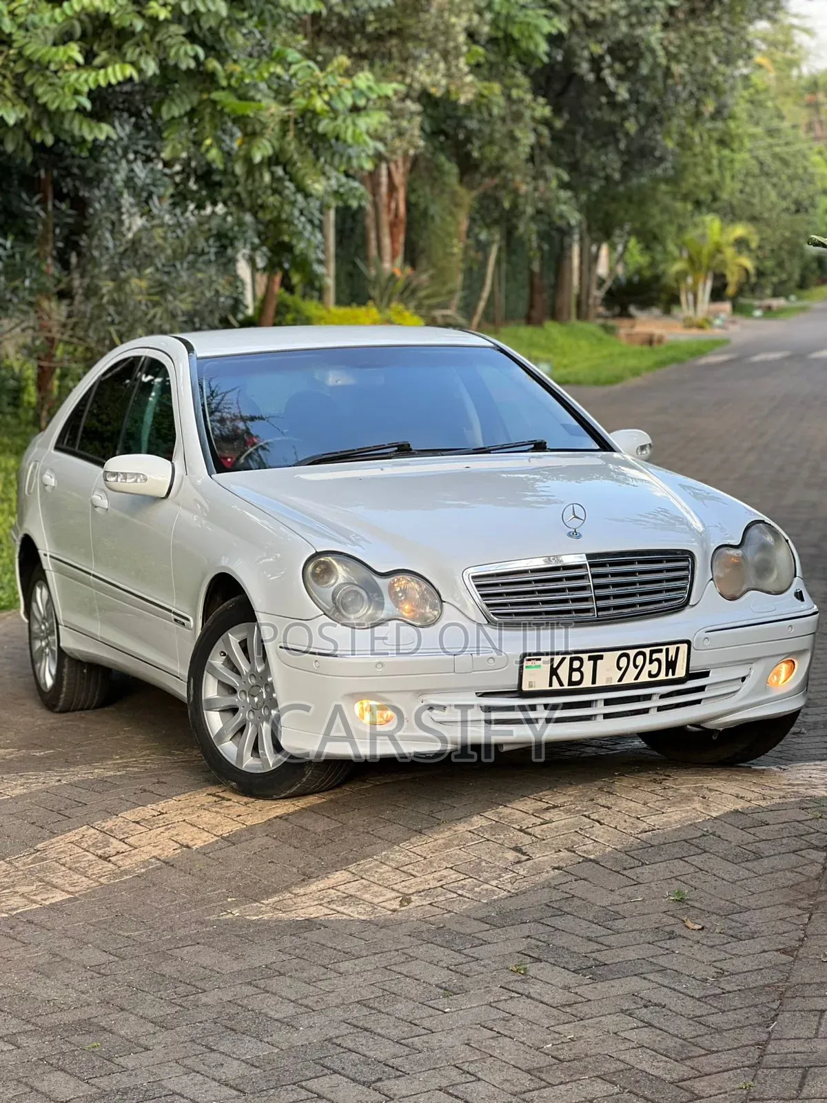 Mercedes-Benz C230 2005 White
