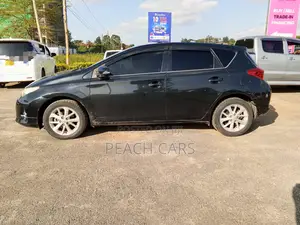 Toyota Auris 2015 Black