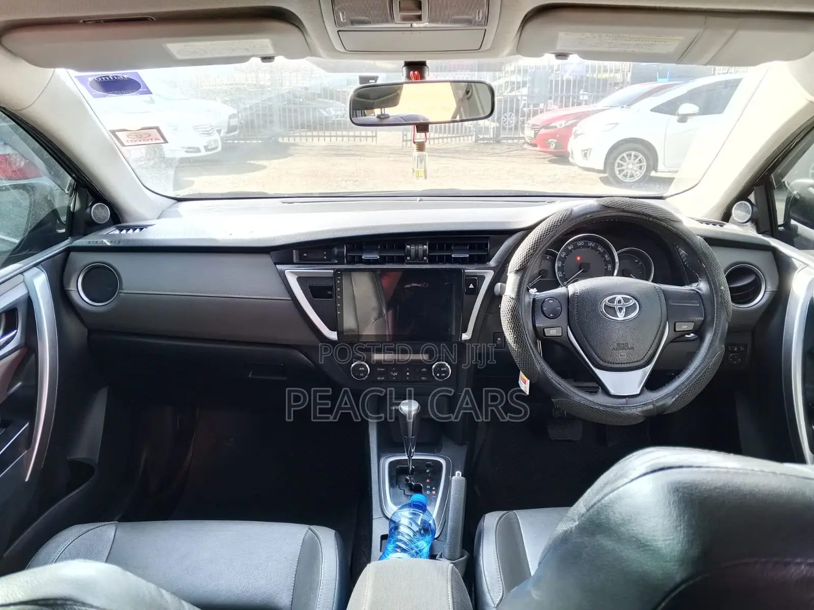 Toyota Auris 2015 Black
