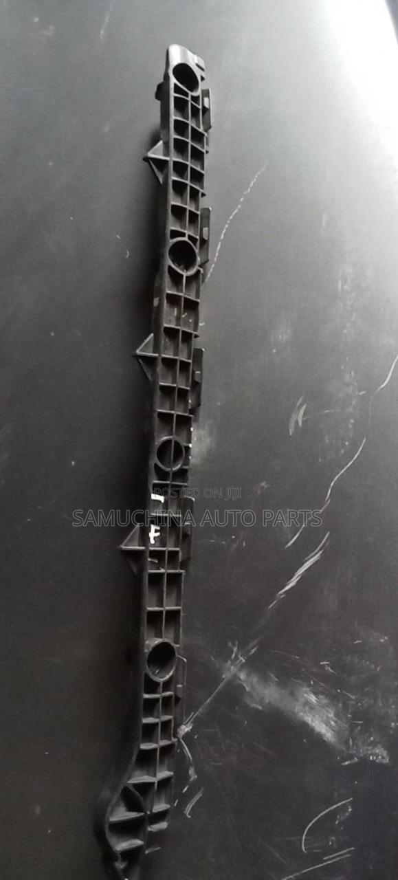 Rear Bumper Slide Toyota Fielder 141