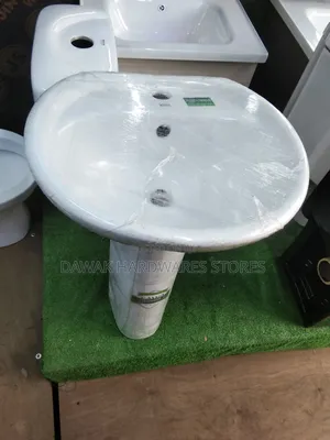Sawa Washhandbasins Plus Pedestrial Stand