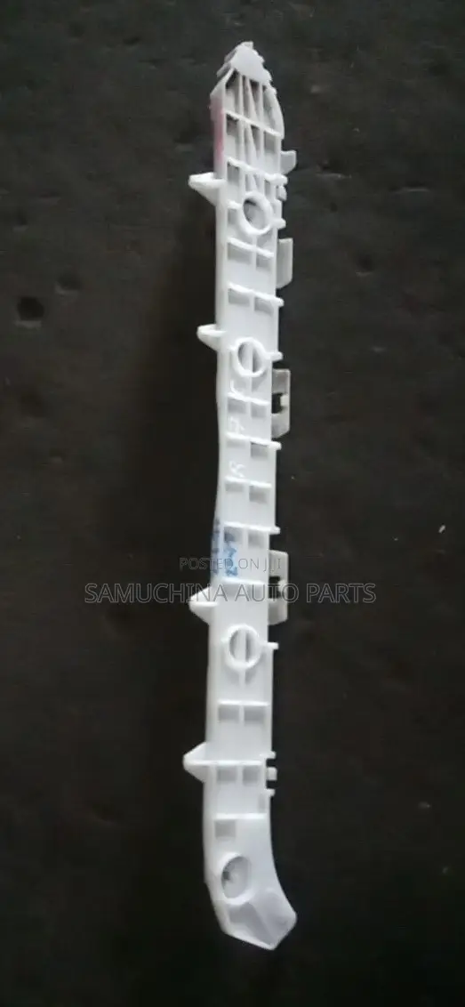 Rear Bumper Slide Toyita Noah Zrr70