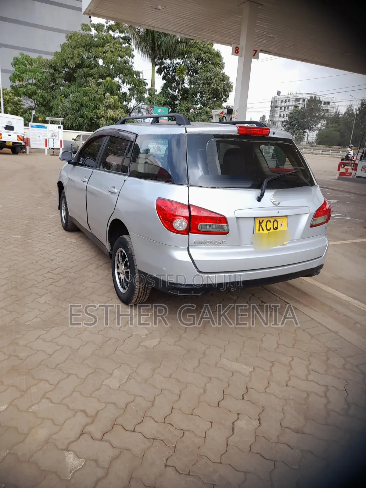 Nissan Wingroad 2010 Silver
