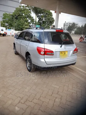 Nissan Wingroad 2010 Silver