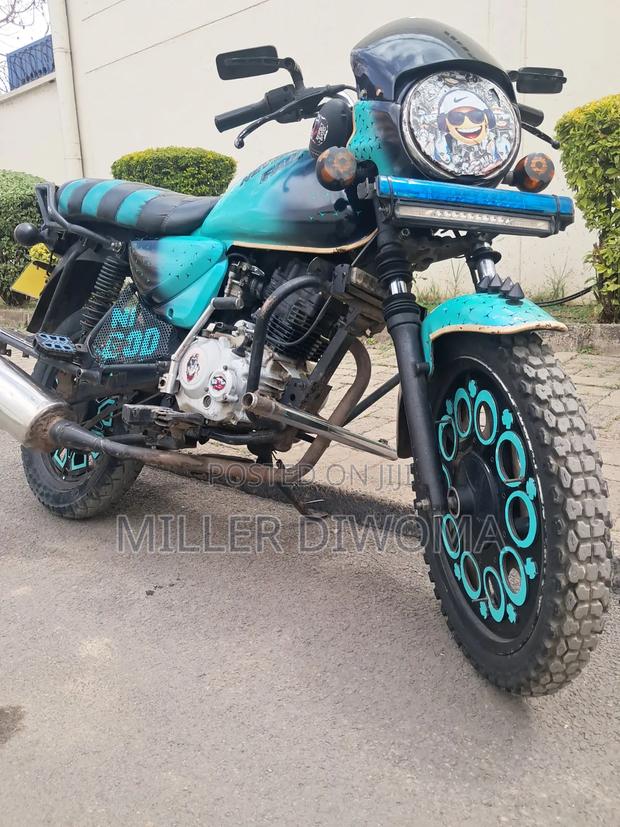 Bajaj Boxer 150 UG 2024 Red - thumbnail 4