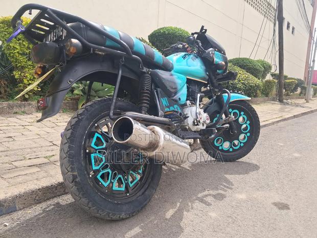 Bajaj Boxer 150 UG 2024 Red - thumbnail 7
