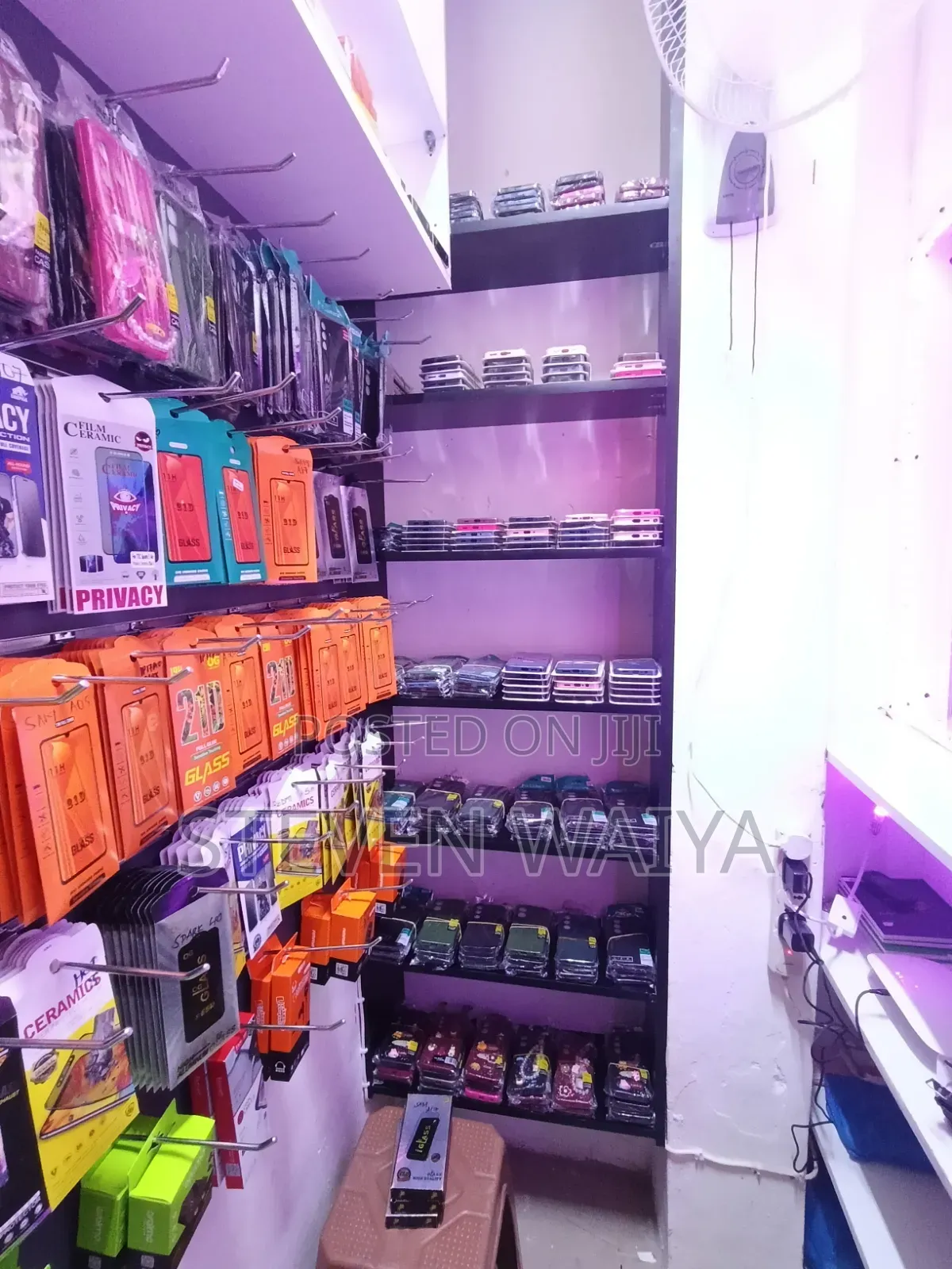 Accessories Shop on Sale