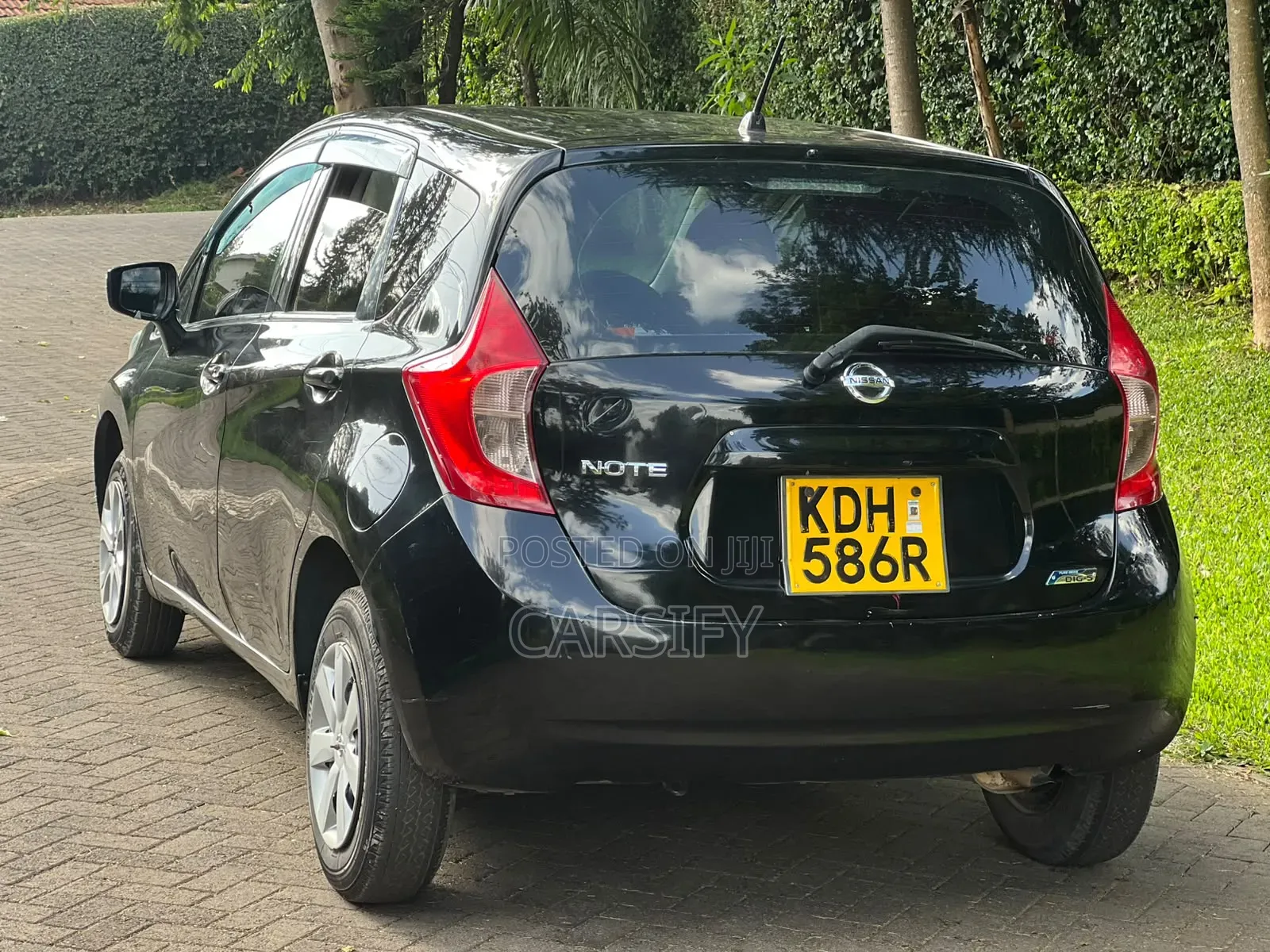 Nissan Note 2015 Black