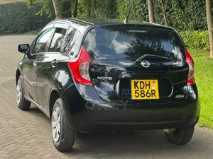 Nissan Note 2015 Black