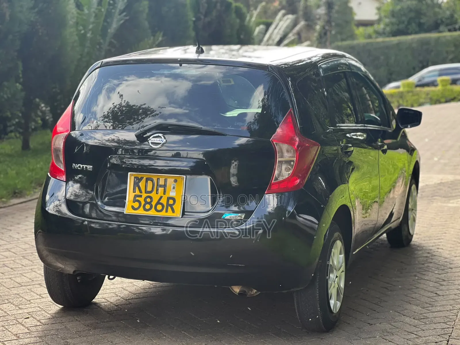 Nissan Note 2015 Black