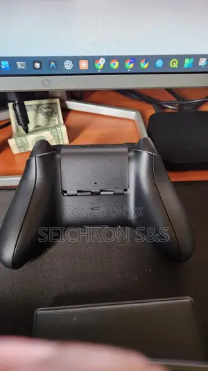 Xbox Series X/S Wireless Controller
