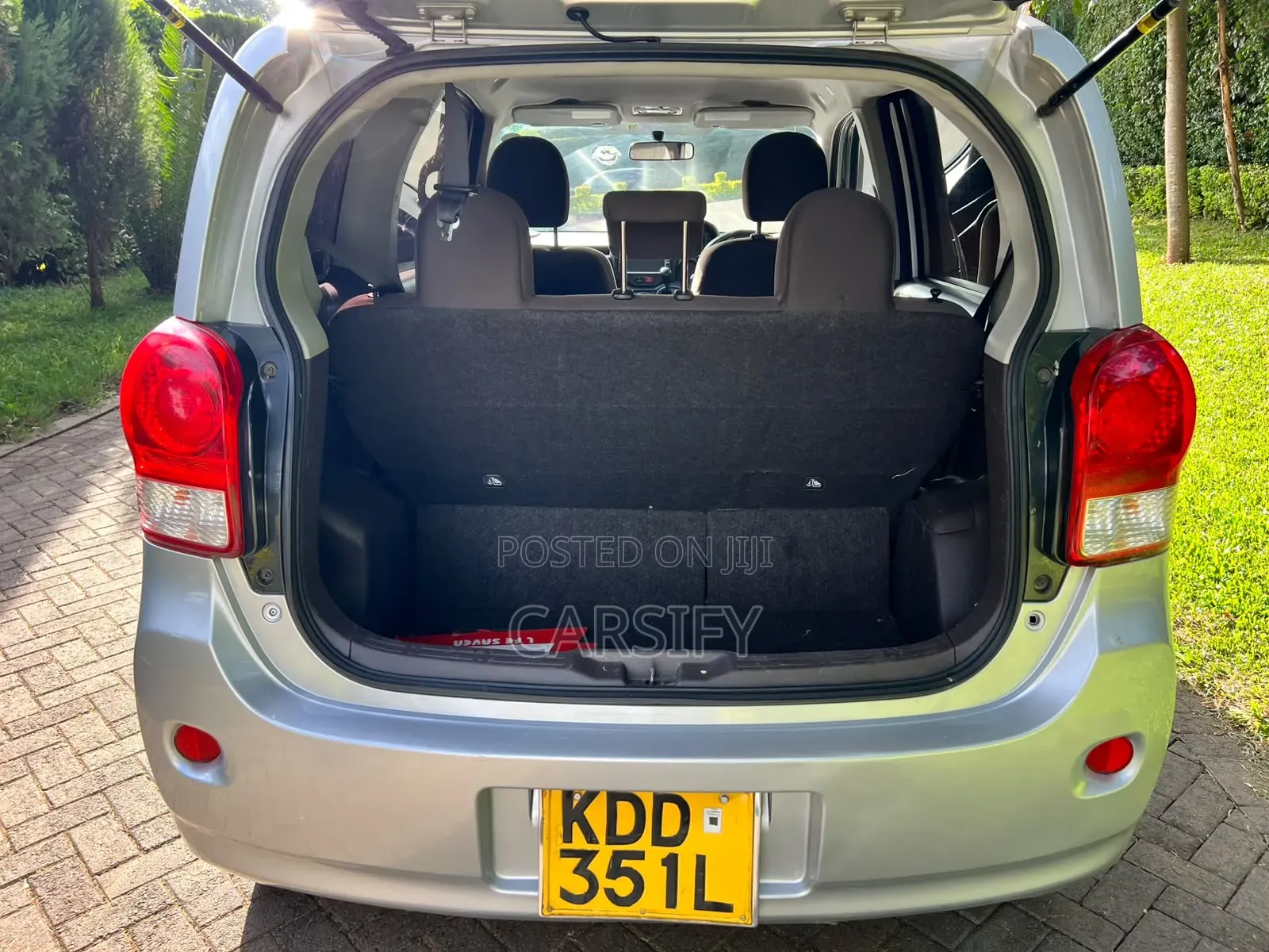 Toyota Porte 2014 Silver