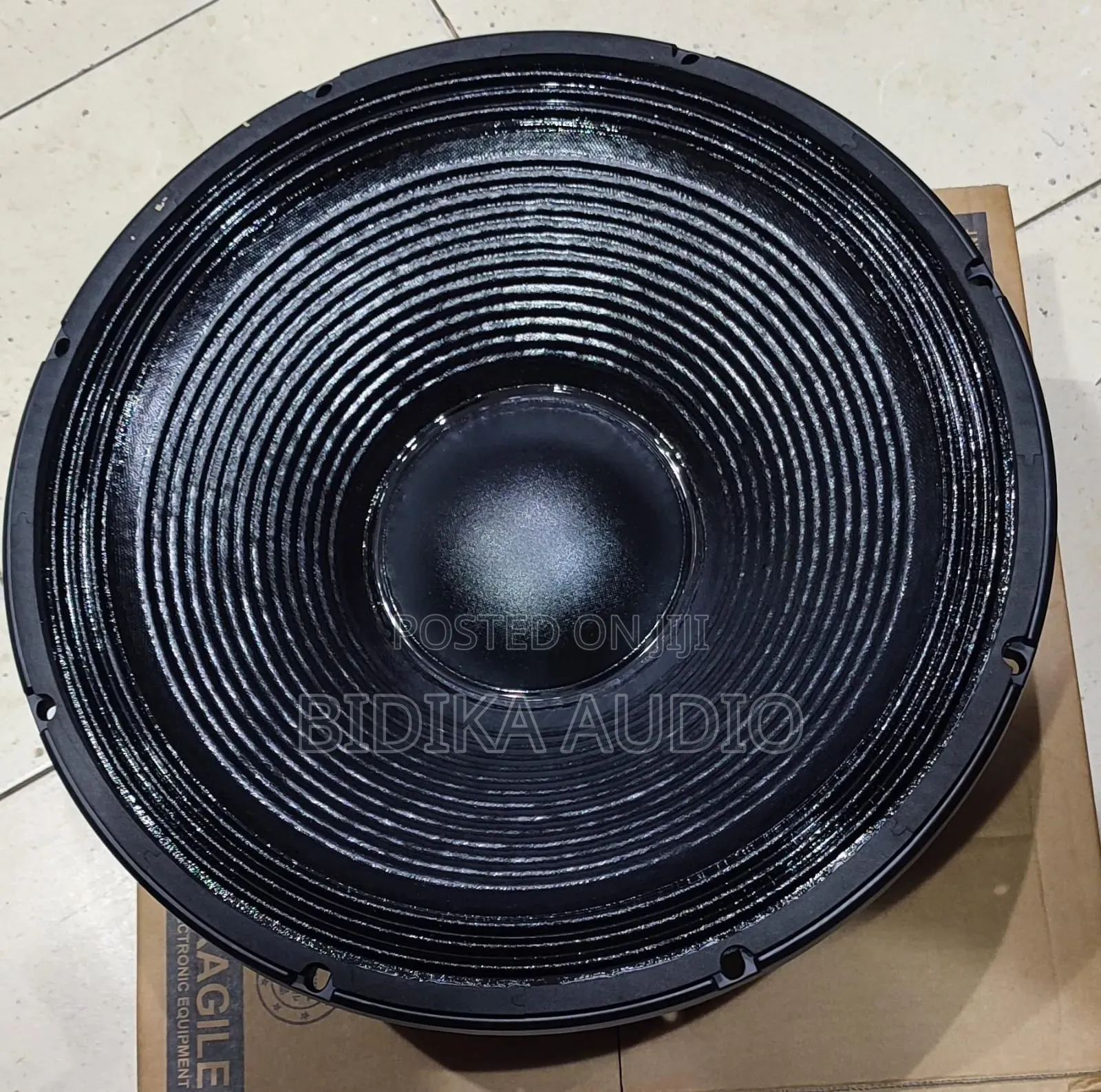 RCF L18p400 18-Inch High-Power Professional Subwoofer Transducer