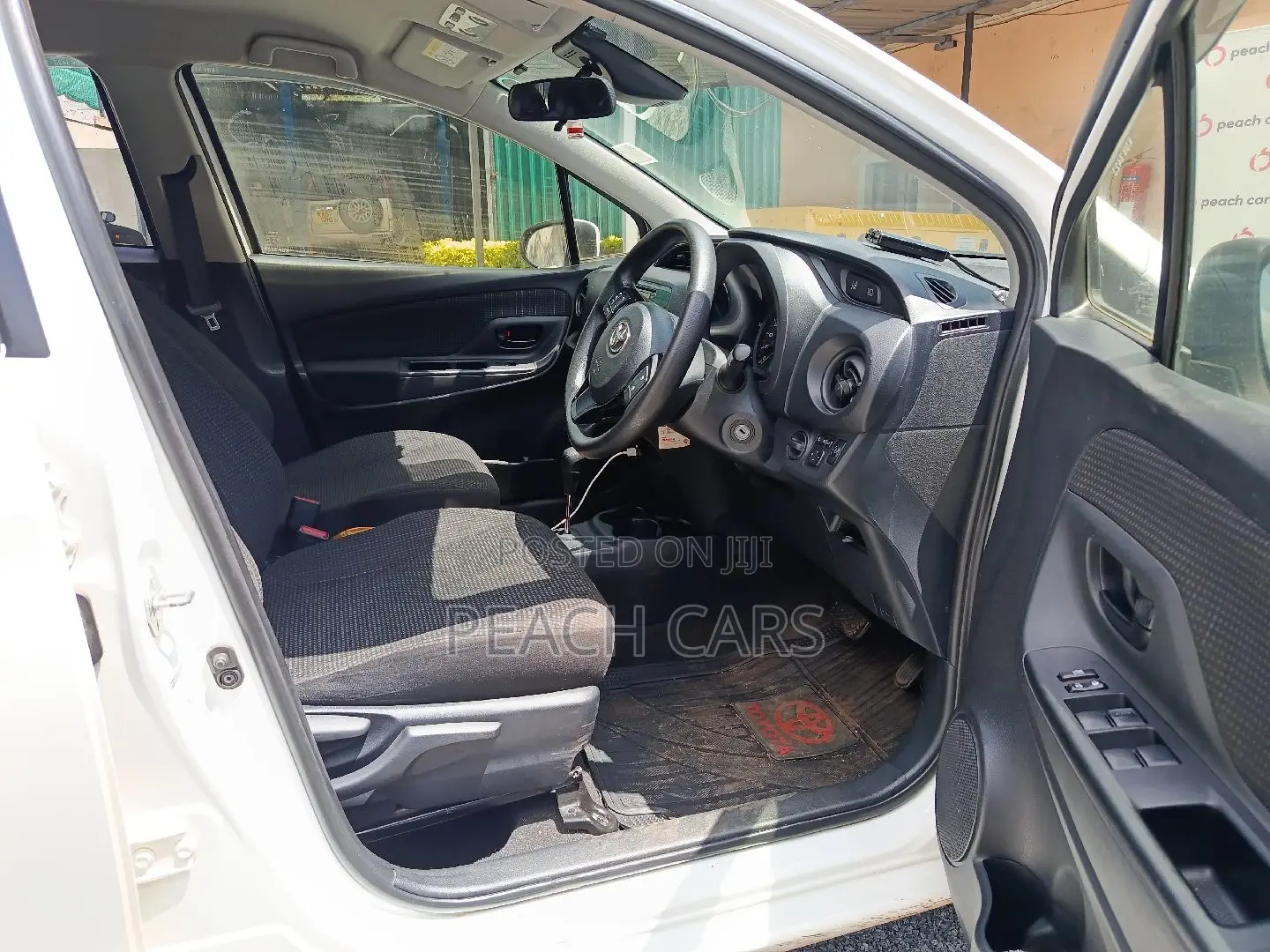 Toyota Vitz 2019 White