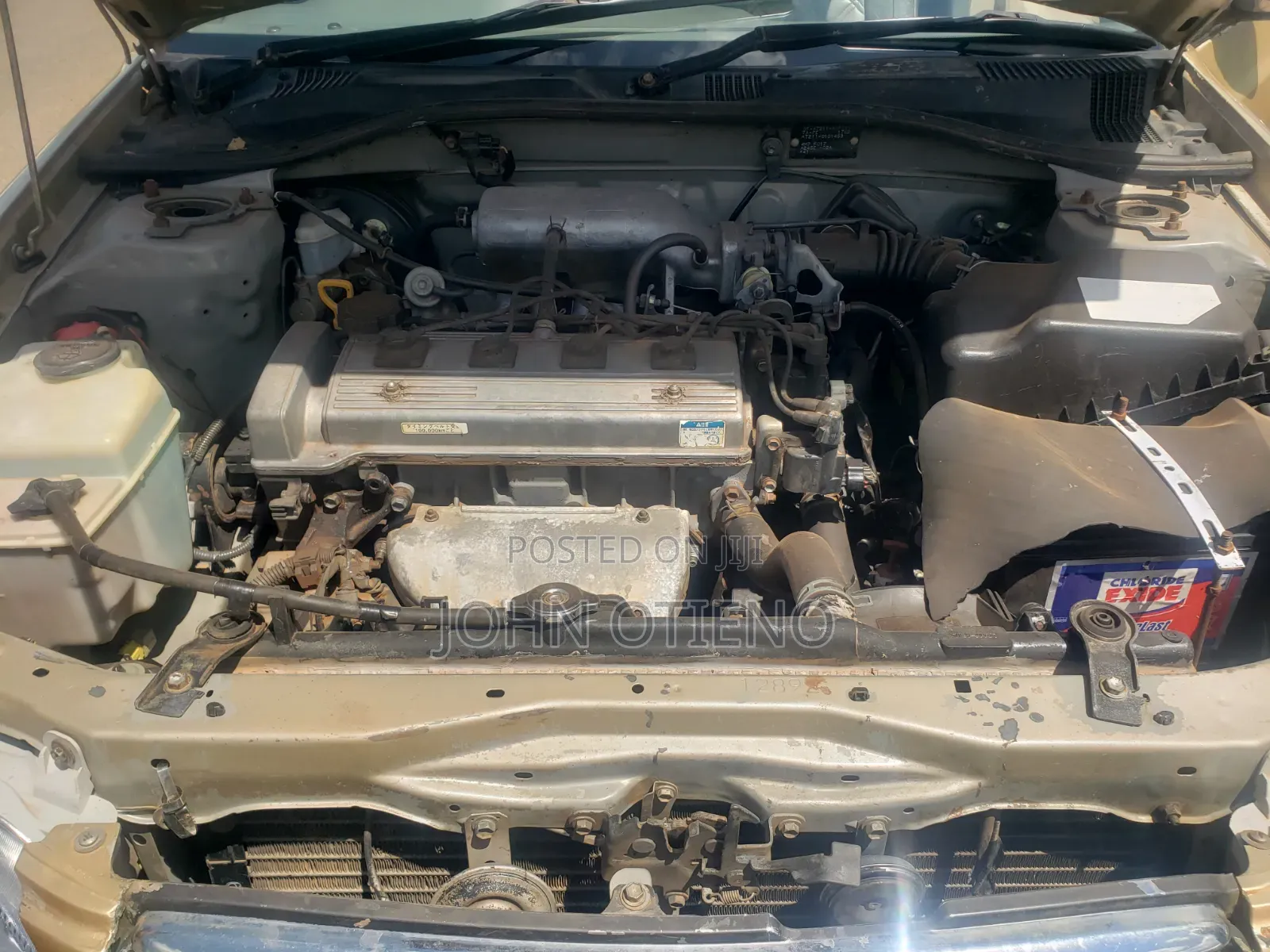Toyota Corona Premio 2000 Gold