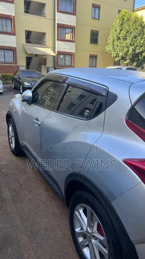 Nissan Juke 2011 Silver