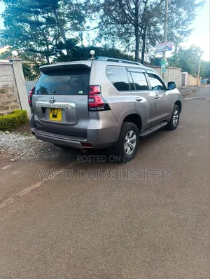 Toyota Land Cruiser Prado 2018 Gold