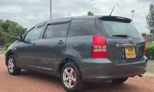 Toyota Wish 2004 Gray
