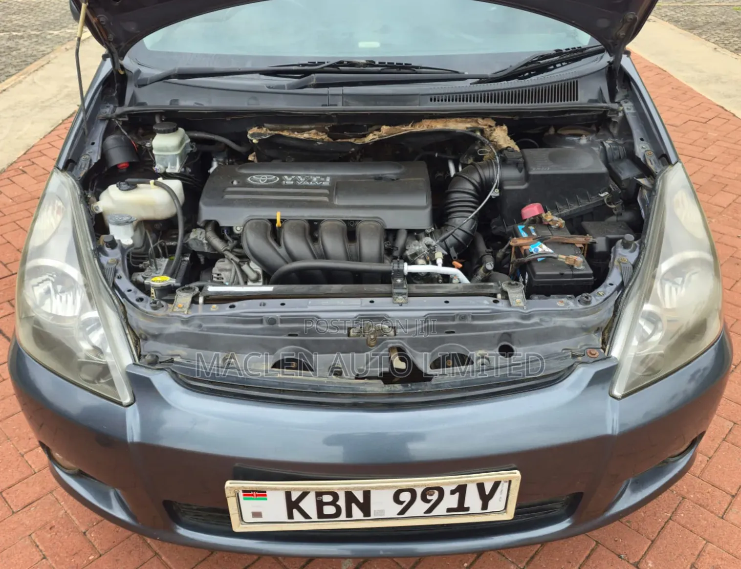 Toyota Wish 2004 Gray