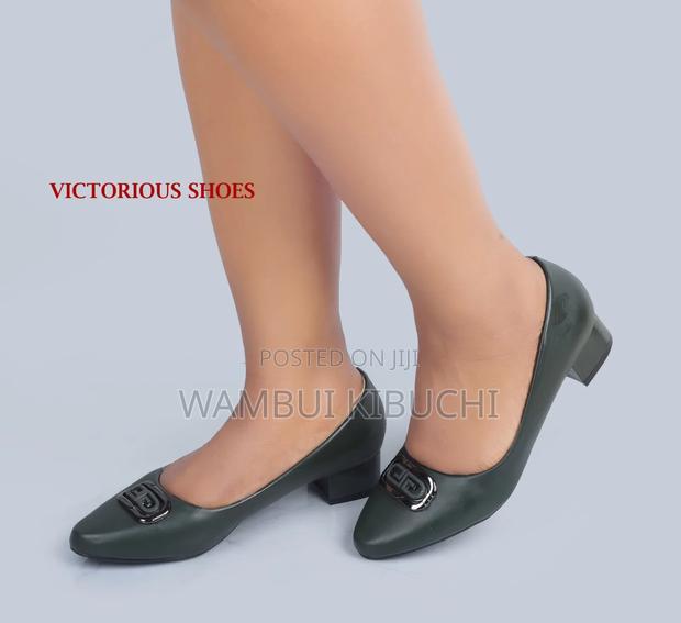 Low Heeled Shoes - thumbnail 2