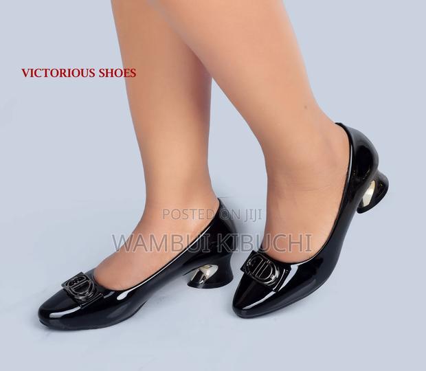 Low Heeled Shoes - thumbnail 12