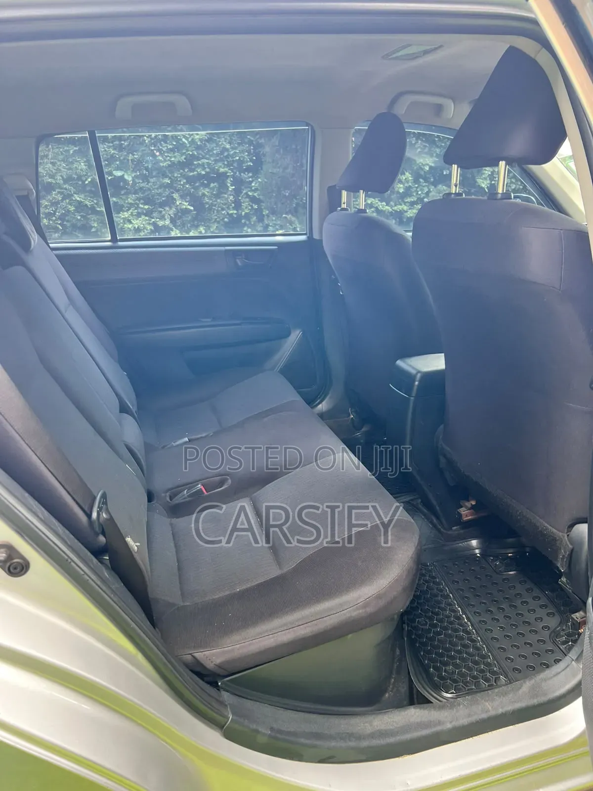 Toyota Corolla Fielder 2015 Silver