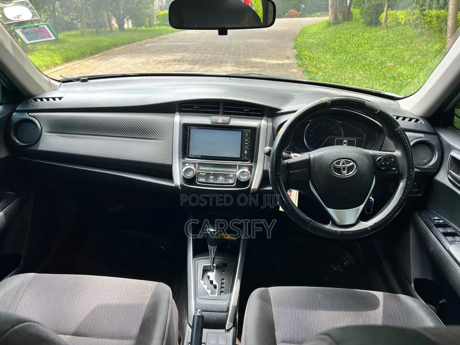 Toyota Corolla Fielder 2015 Silver