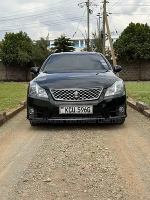 Toyota Crown 2012 Black