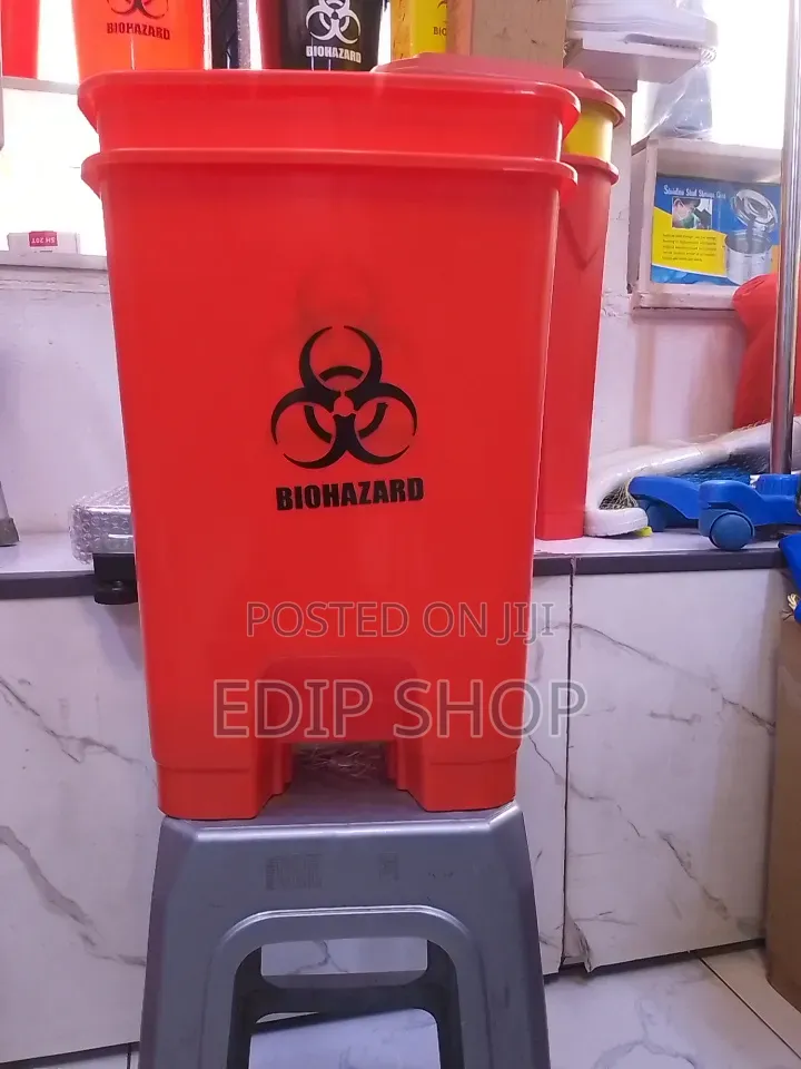 30l Biohazard Pedal Bin