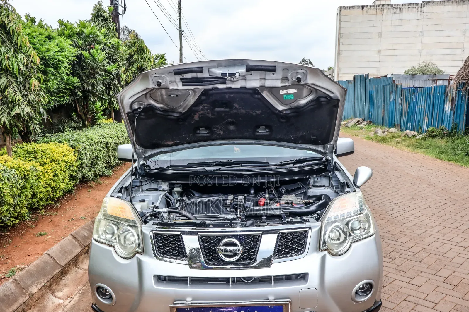 Nissan X-Trail 2.0 Petrol XE 2011 Silver