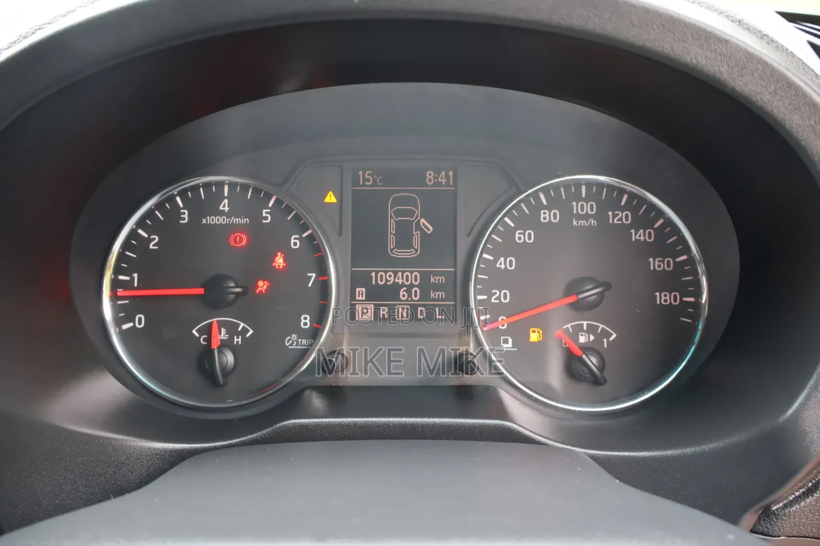 Nissan X-Trail 2.0 Petrol XE 2011 Silver
