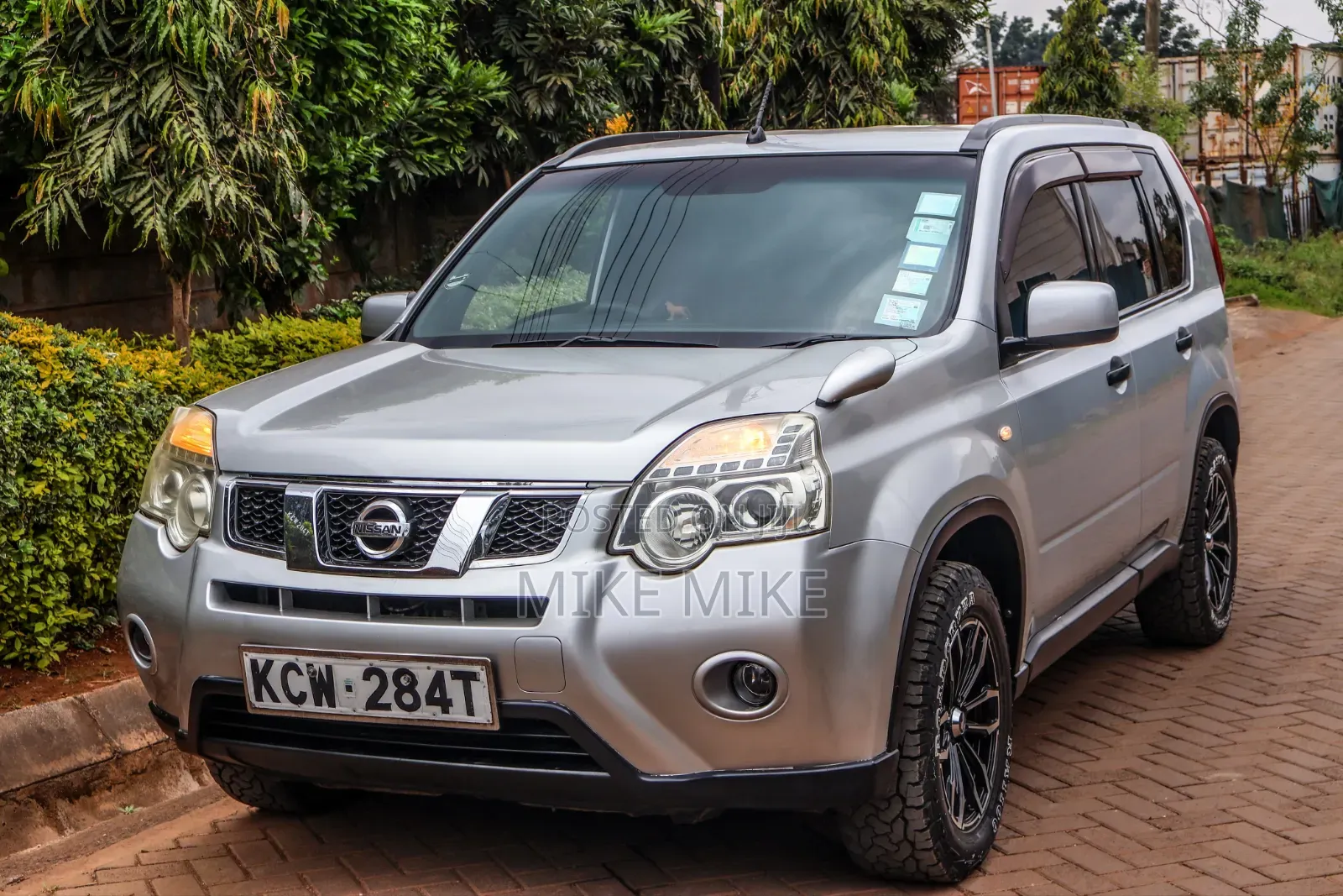 Nissan X-Trail 2.0 Petrol XE 2011 Silver