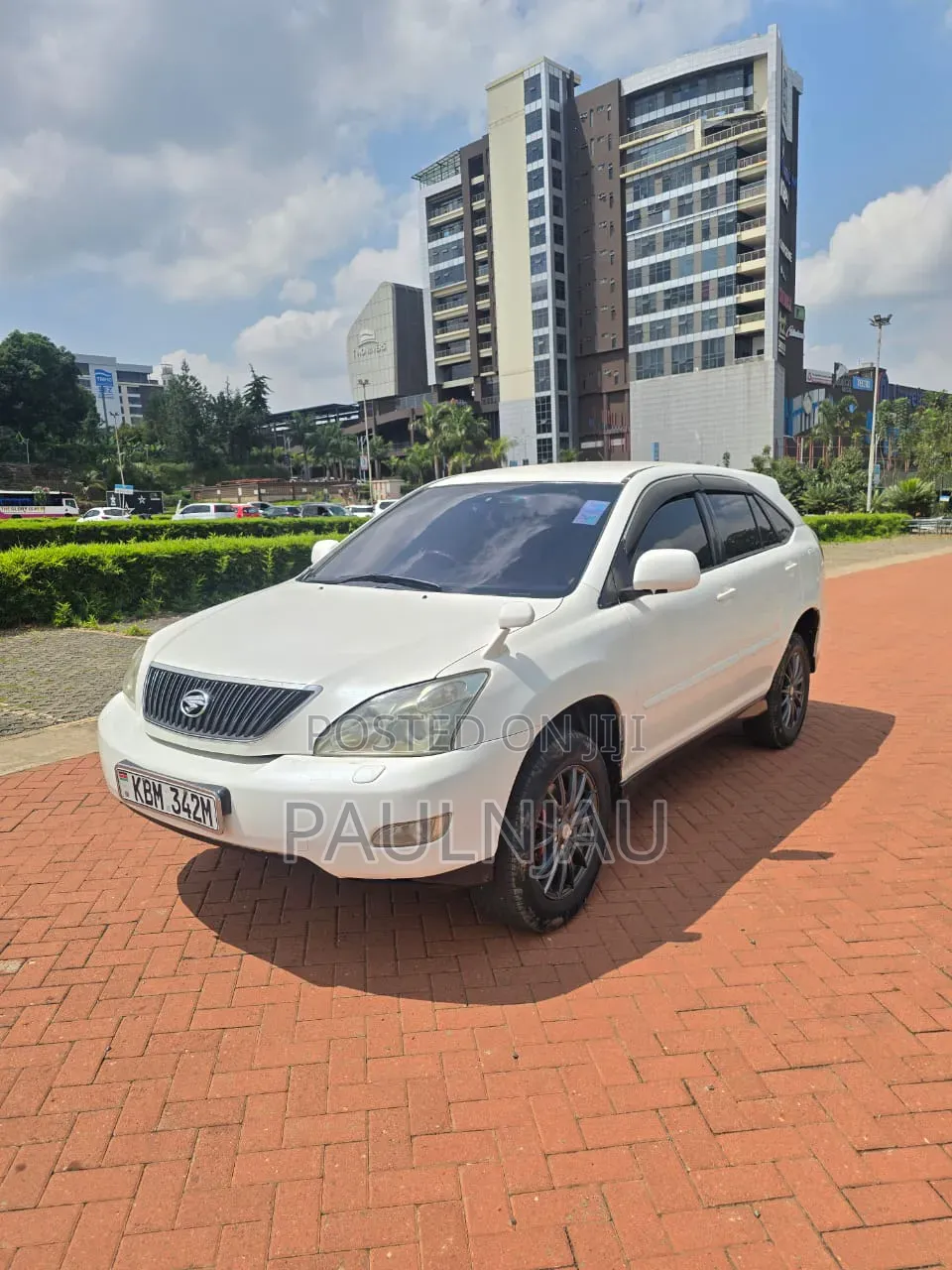 Toyota Harrier 2010 White
