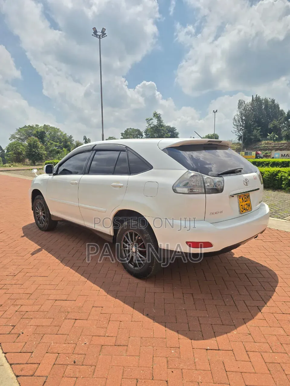 Toyota Harrier 2010 White