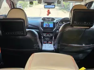 Subaru Forester 2018 Pearl