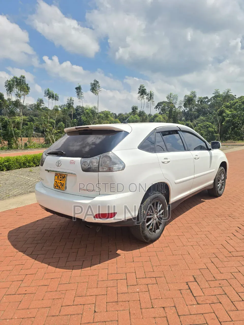 Toyota Harrier 2010 White