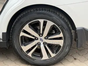 Subaru Outback 2019 Pearl