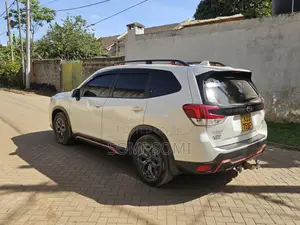 Subaru Forester 2018 Pearl