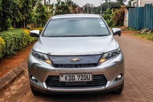 Toyota Harrier 2.0 2014 Silver