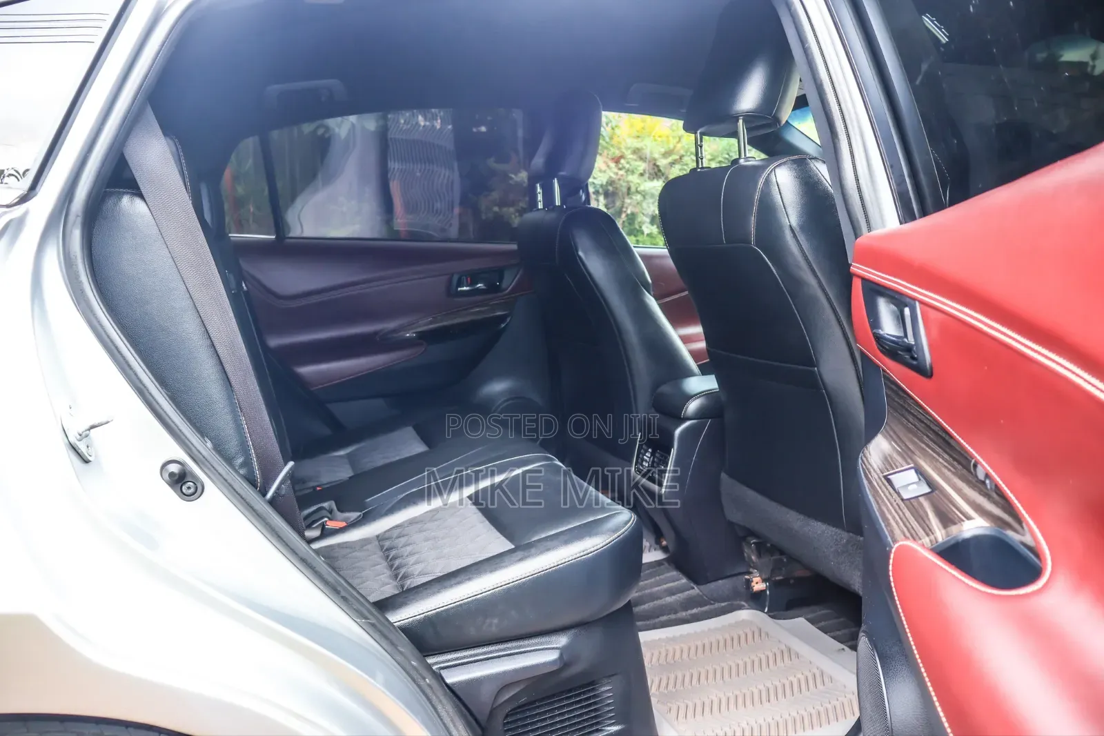 Toyota Harrier 2.0 2014 Silver