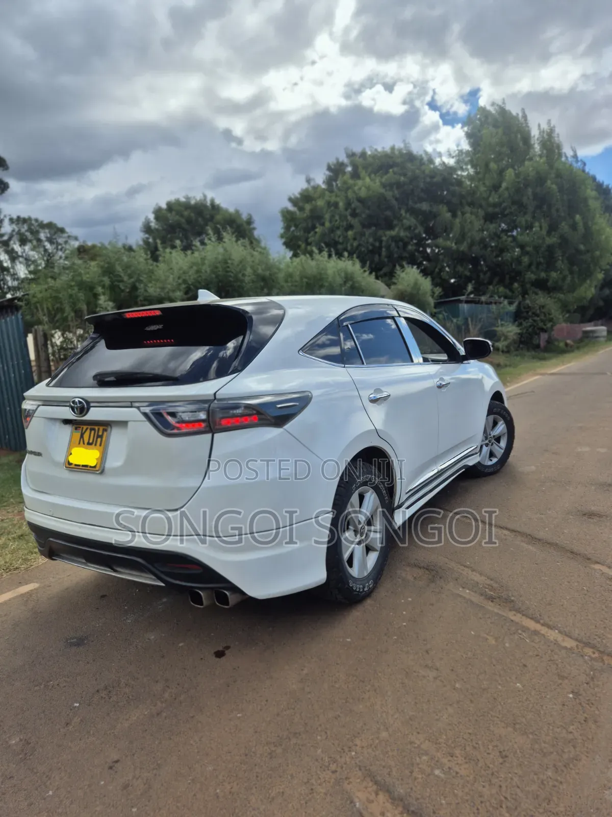 Toyota Harrier 2015 White
