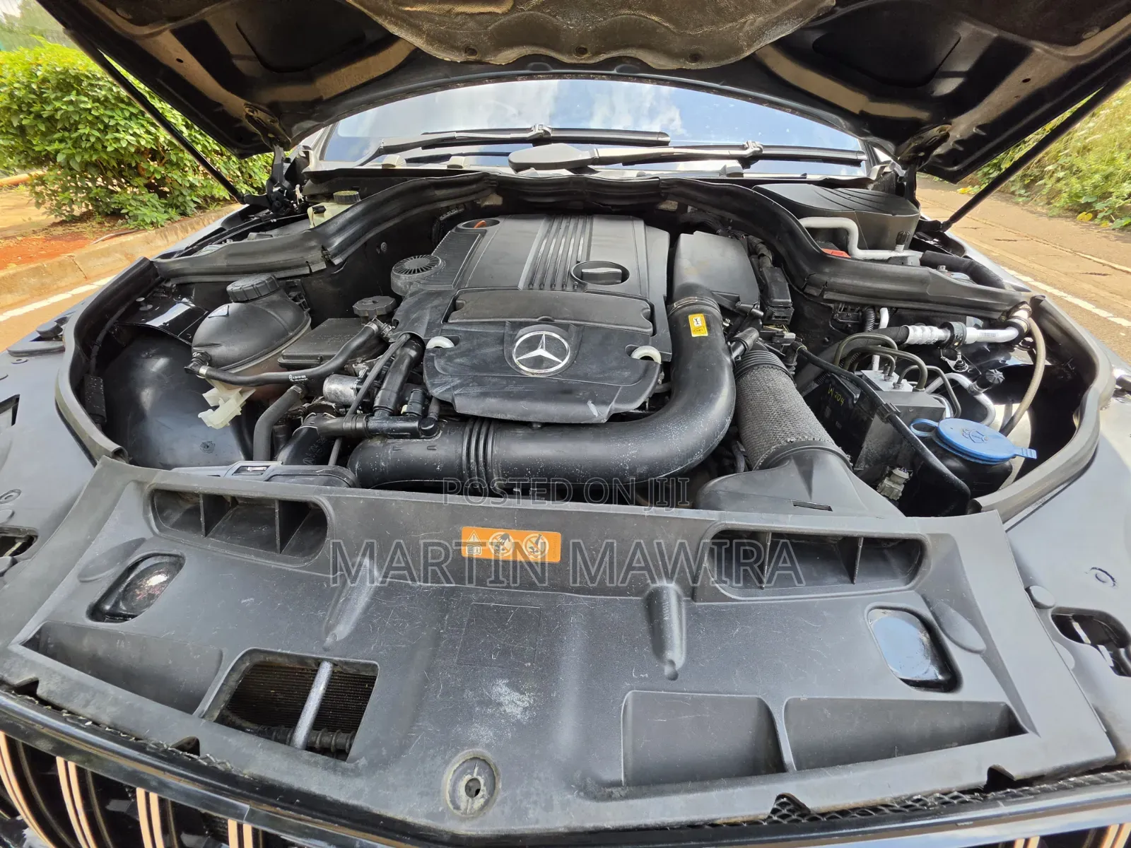Mercedes-Benz C200 2010 Black
