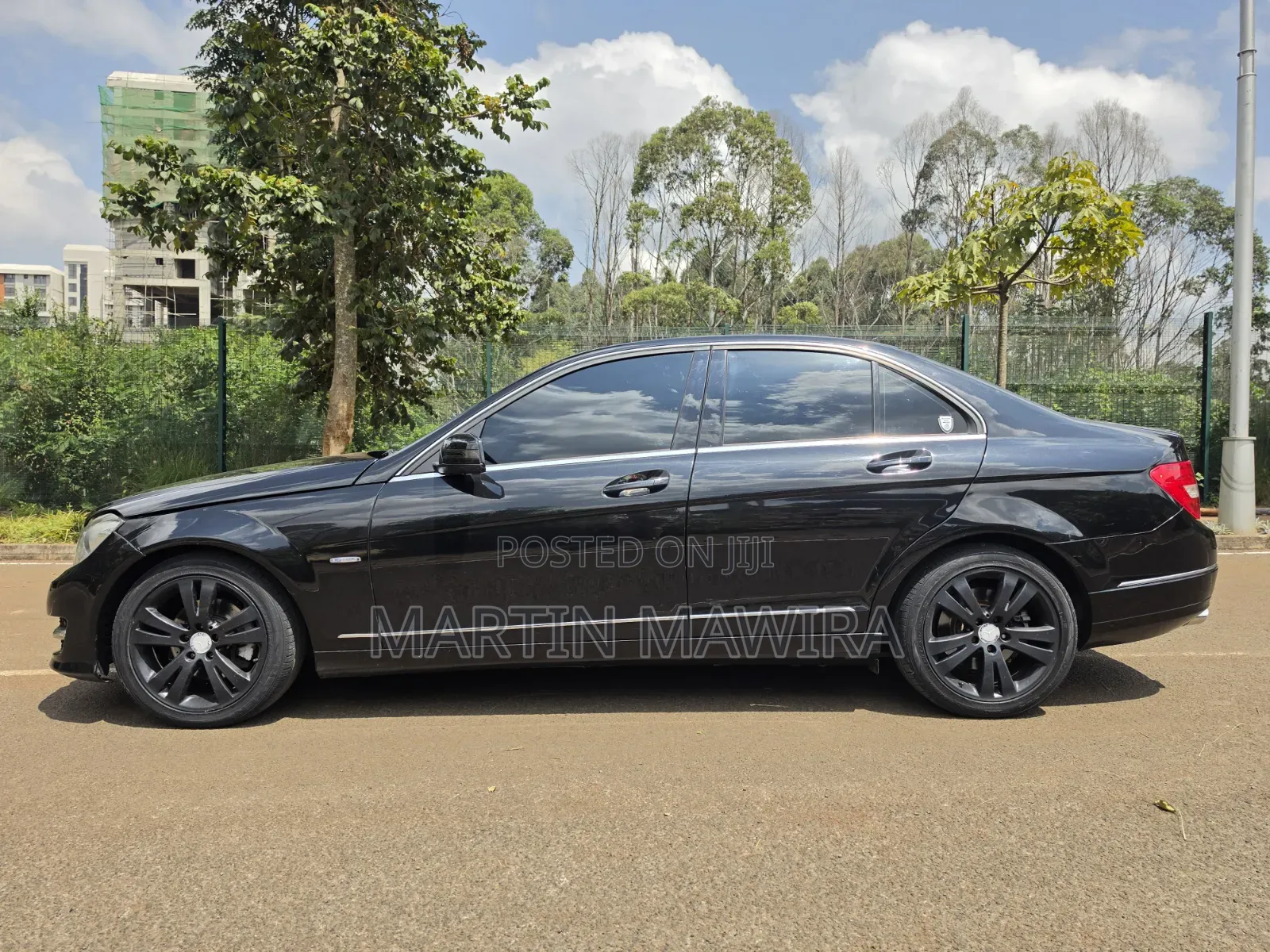 Mercedes-Benz C200 2010 Black