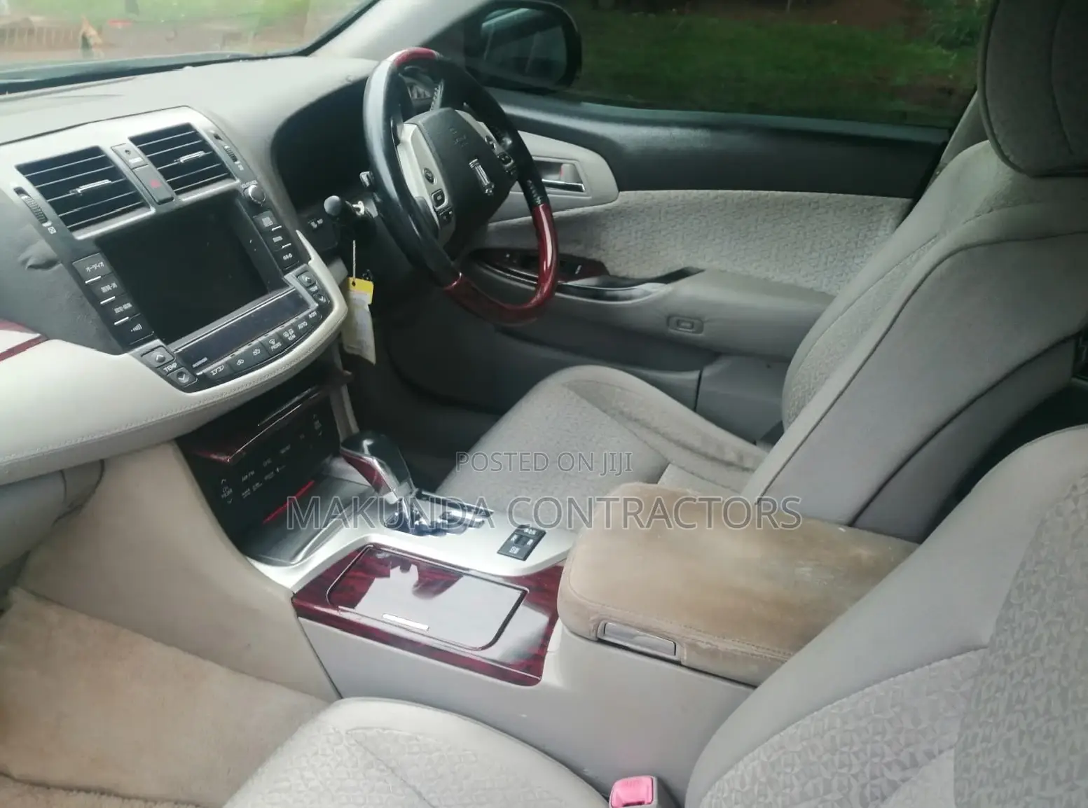 Toyota Crown 2011 Black