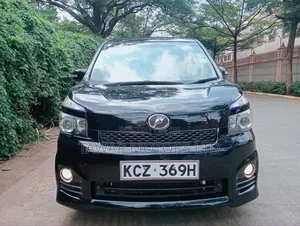 Toyota Voxy 2012 Black