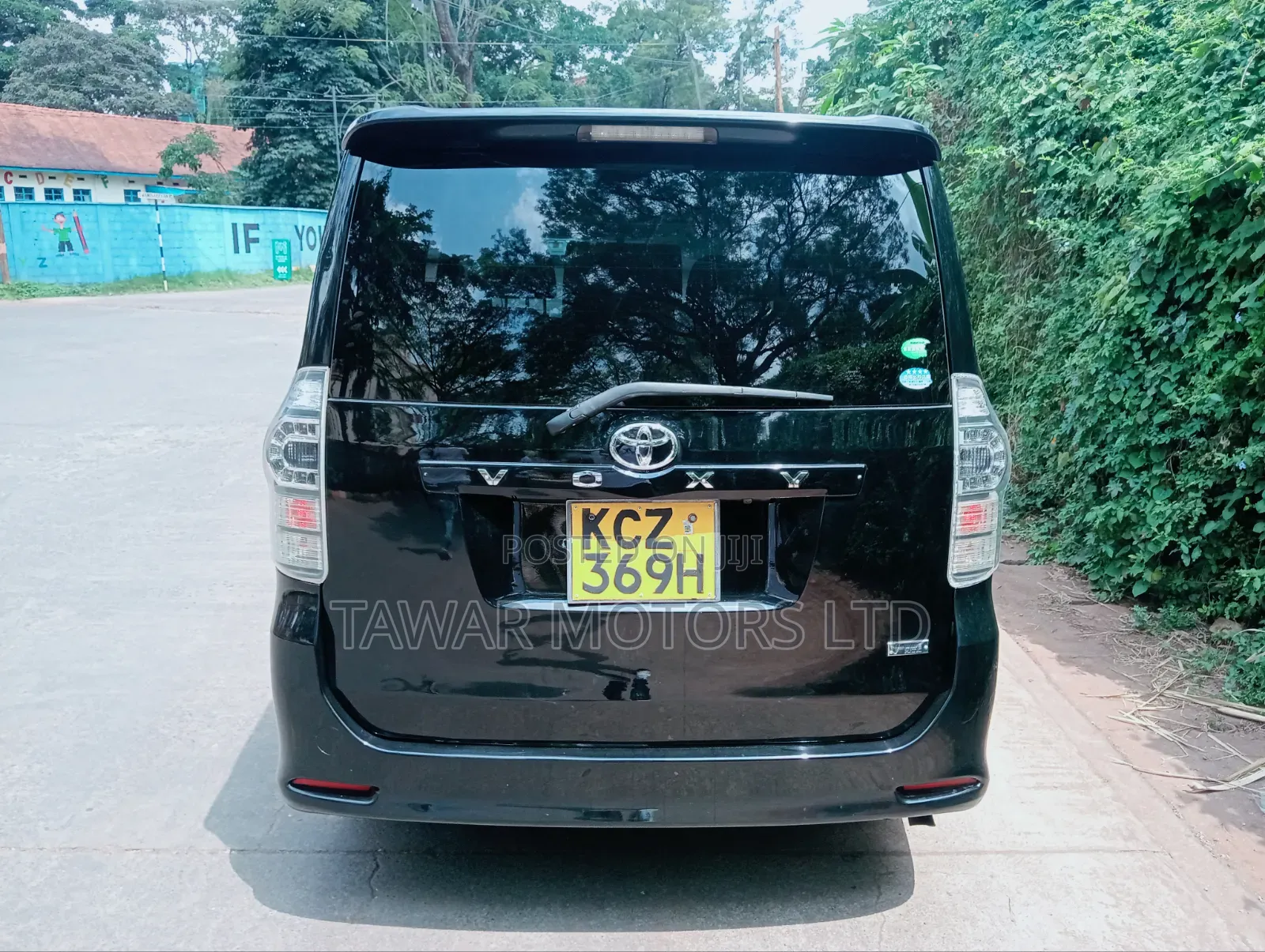 Toyota Voxy 2012 Black